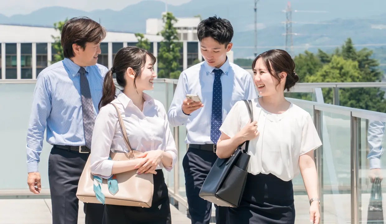 技術者と働く環境をイメージした写真