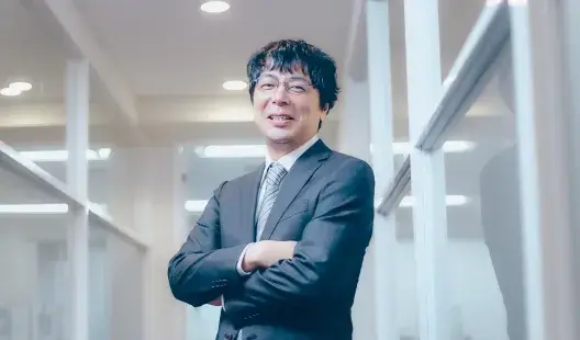 笑っている人事部長